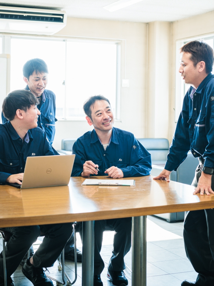 次代を支える<br>ものづくりを、ともに。